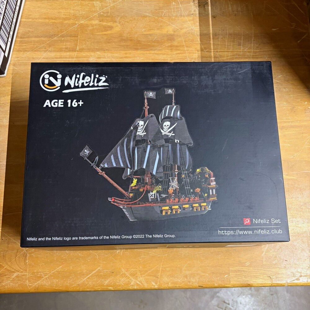 Nifeliz Pirate Ship Building Blocks Set 16+ Boxed 2022 Pirates Theme